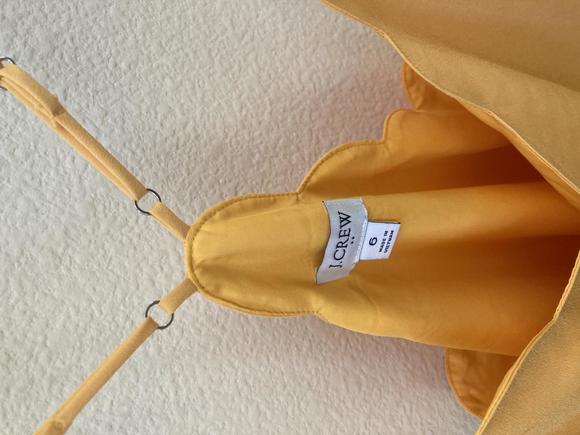 J. Crew Scalloped edge Tank Crop - Picture 2 of 3